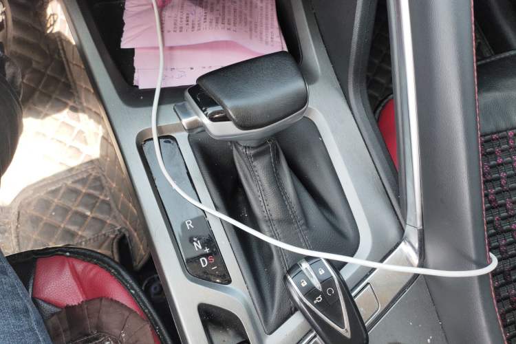 Used CHANGAN CS35PLUS 2021 Blue Whale NE 1.4T DCT Prestige Model
