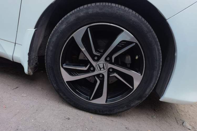 Used Honda Odyssey 2015 Updated Version 2.4L Smart Edition