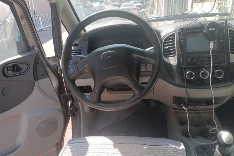 Used FORTHING Lingzhi 2015 V3 1.5L 5-Seater Special Offer Model