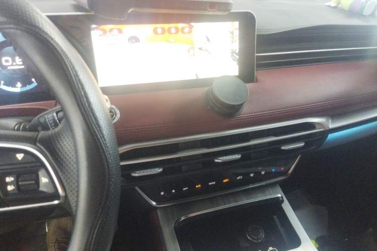 Used JETOUR X70 PLUS 2023 1.5T DCT Brave PLUS 5-Seater