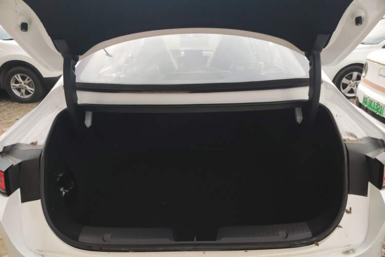 Used CHANGAN Eado PHEV 2025 Smart New Blue Whale 145KM High-Energy Edition Trunk