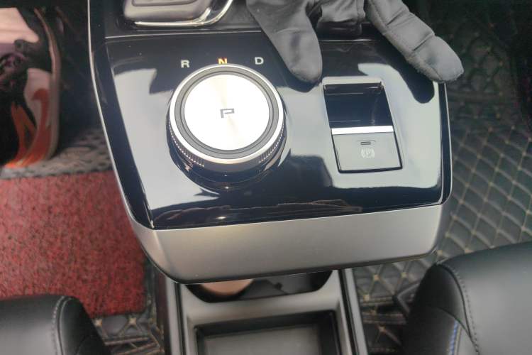 Used MG 4 EV 2022 425 km Luxury Edition