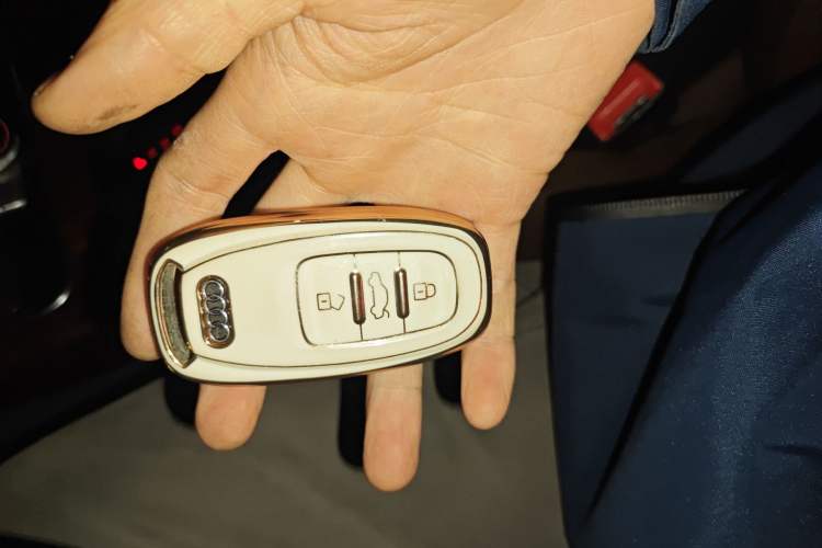 Used Audi A8 2012 A8L 45 TFSI quattro Luxury Model