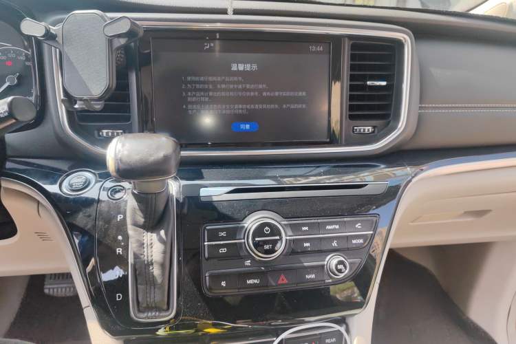 Used GAC Trumpchi M8 2018 320T Luxury Edition Audio And AC Panel