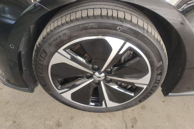 Used Nio ET5T 2023 75 kWh Touring