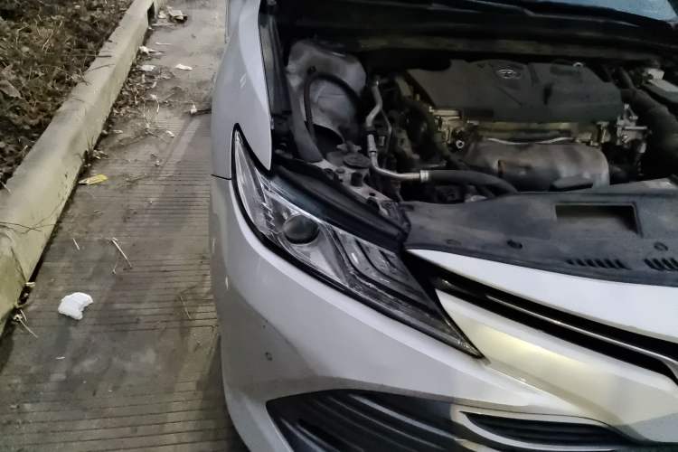 Used Toyota Camry 2018 2.0G Luxury Edition
