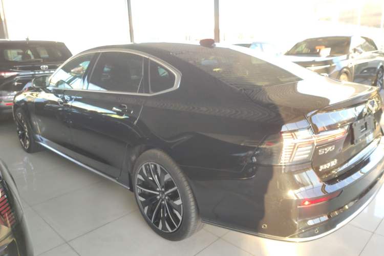 Used Volvo S90 2026 B5 Zhiyuan Luxury Edition
