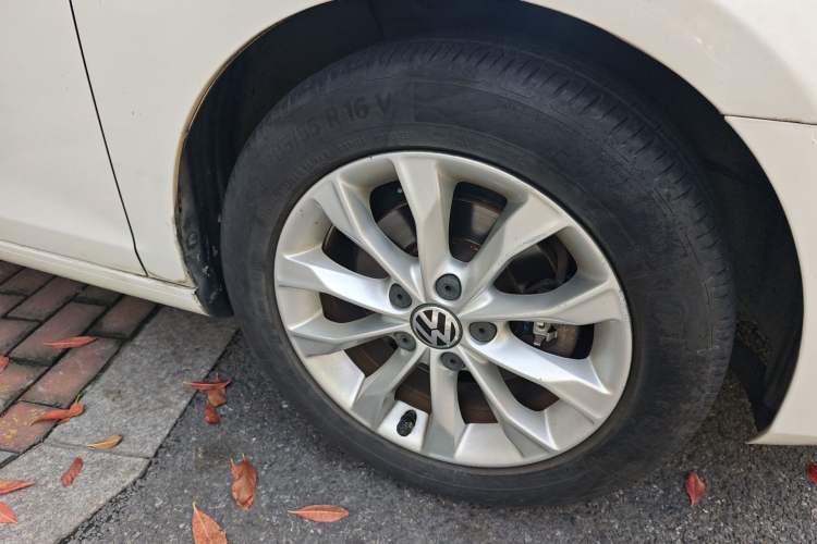 Used Volkswagen Golf 2012 1.6 Manual Comfort Edition