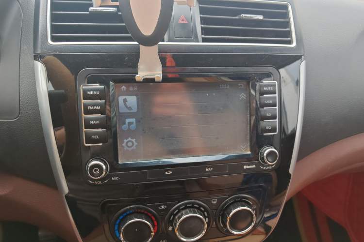 Used FORTHING Joyear X5 2016 1.6L Manual Luxury Model Audio And AC Panel