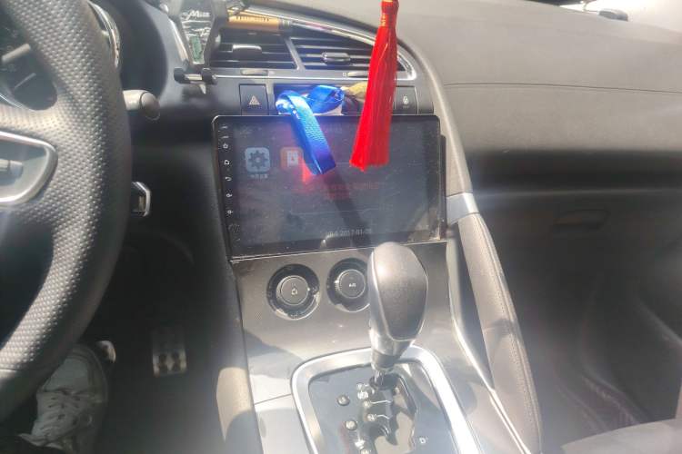 Used Peugeot 3008 2016 2.0L Automatic Classic Edition Audio And AC Panel