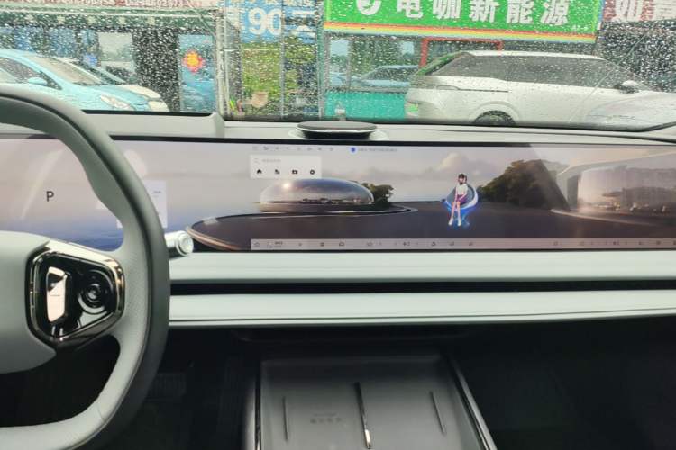 Used Geely Galaxy E8 2025 700 km Long-Range Intelligent Driving Version