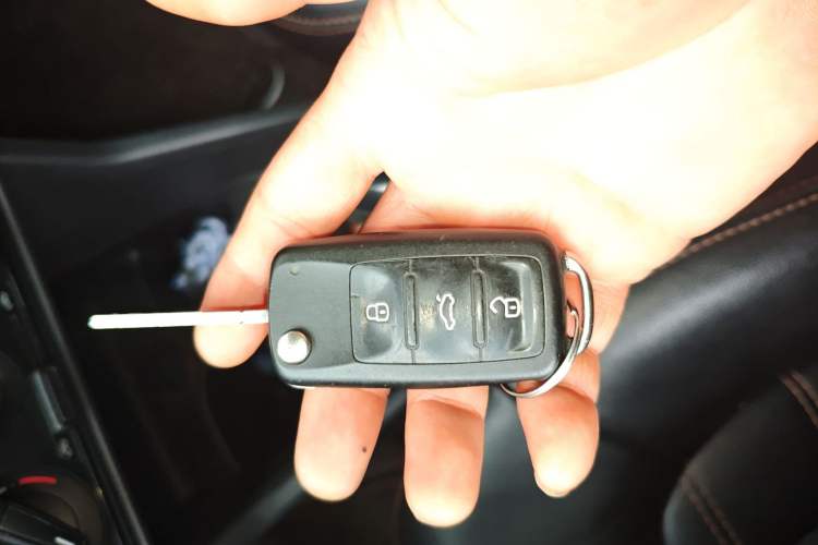 Used Volkswagen Jetta 2017 1.5L Manual Fashion Edition