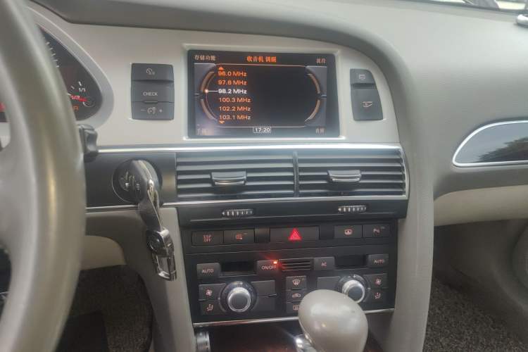 Used Audi A6L 2010 2.4L Technology Edition Audio And AC Panel