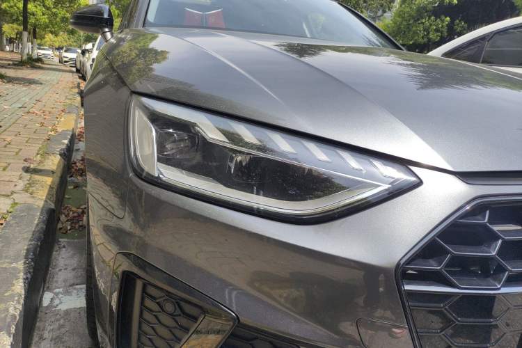 Used Audi A4L 2022 40 TFSI Luxury Dynamic Model Right Front Headlight