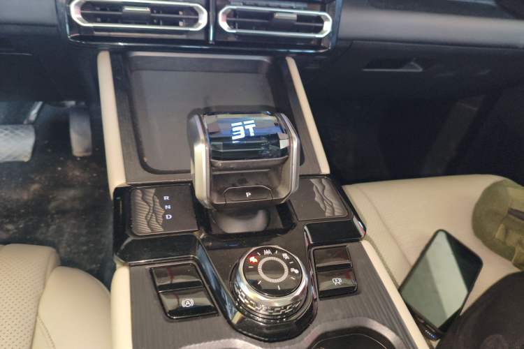 Used JETOUR Shanhai T1 2025 150 km to the Lake
