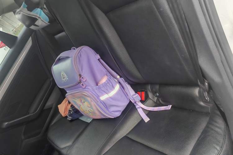 Used Volkswagen Lamando 2015 230TSI DSG Fashion Edition Left Rear Seat