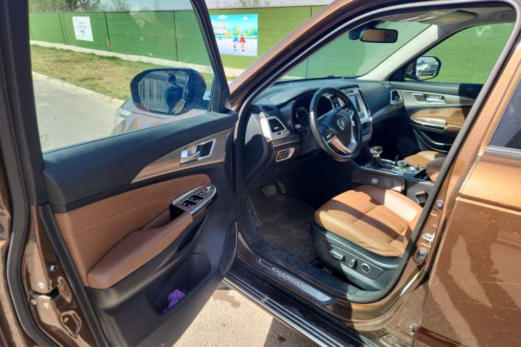 Used CHANGAN CS95 2017 2.0T Four-Wheel Drive SmartDrive Edition
