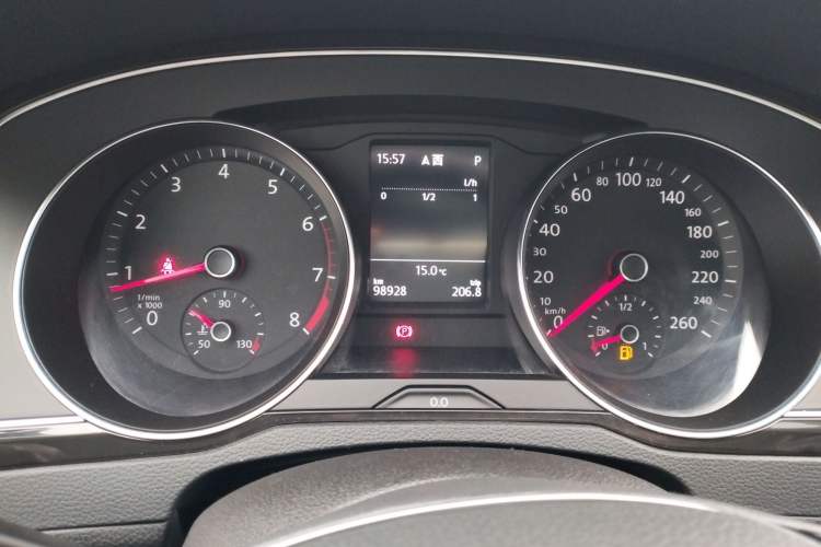 Used Volkswagen Magotan 2019 330TSI DSG Luxury Model China V Standard Instrument Cluster