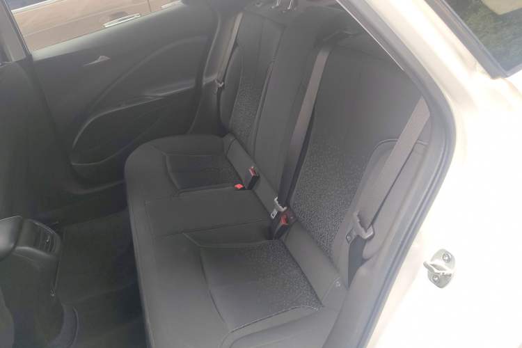 Used Buick Velite 6 2019 Connected Fashion Model