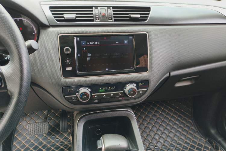 Used Qoros 5 2016 1.6T Automatic Elite Model