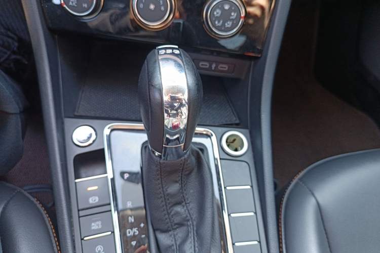 Used Volkswagen Bora 2023 200TSI DSG Enjoyment Edition Gear Lever