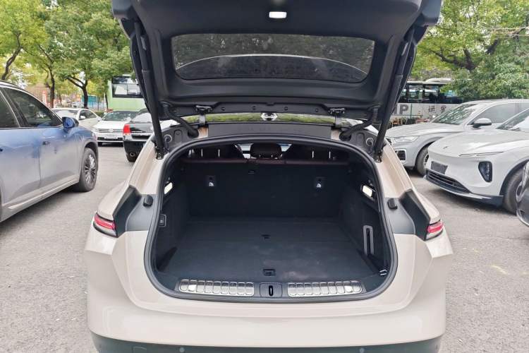 Used Nio ET5T 2023 75 kWh Touring
