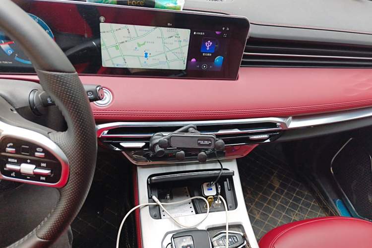 Used JETOUR X70 PRO 2023 1.5T DCT Comfort Edition 5 Seats