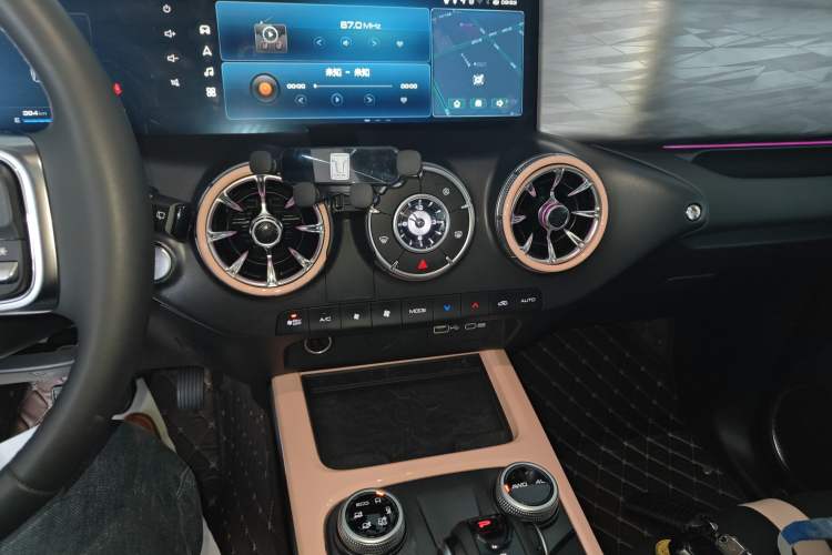 Used Tank 300 2023 City Edition 2.0T Essential Model