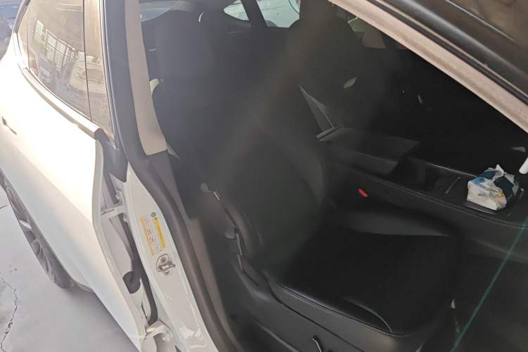 Used Tesla Model Y 2022 Rear-Wheel-Drive Version
