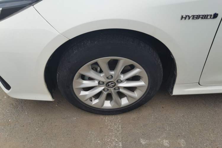 Used Toyota Corolla 2021 Dual-Motor 1.8L E-CVT Elite Edition
