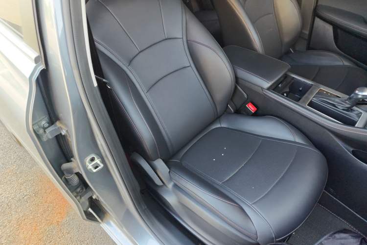Used Roewe i5 2023 1.5L CVT Luxury Edition Right Front Seat