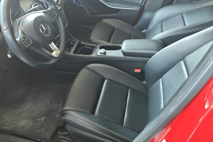 Used Mercedes-Benz GLA 2016 GLA 200 Fashion Model