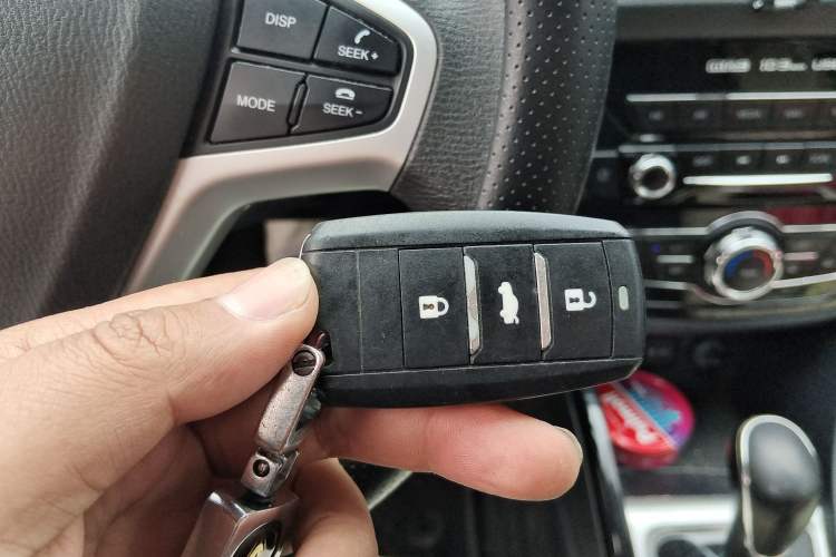 Used Changan Alsvin V7 2016 1.6L Automatic Enjoyment Model China V Standard
