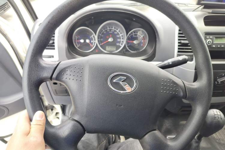 Used King Long Golden Way 2022 2.2L Jetway Van High Roof V22H Steering Wheel