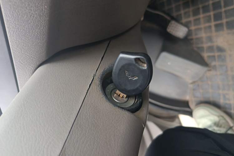 Used Wuling Zhiguang 2010 1.1L New Standard Version I Long Body LXA
