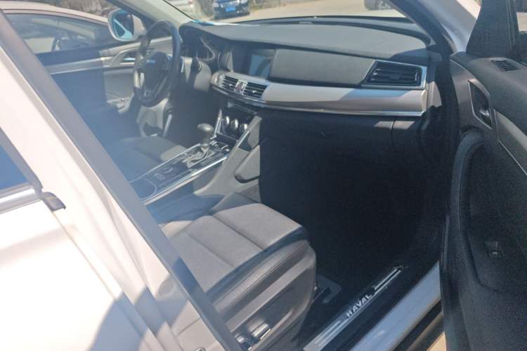 Used Haval H7 2017 Red-Label H7 2.0T Automatic Luxury Model