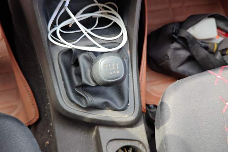 Used Wuling Hongguang V 2022 1.5L Jingqu Edition Electric-Assist LAR