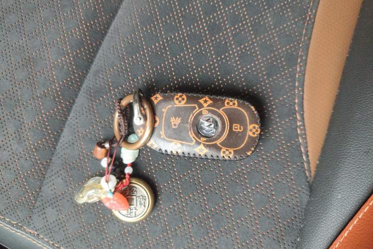 Used Buick Encore 2021 332T CVT Luxury Version Vehicle Key