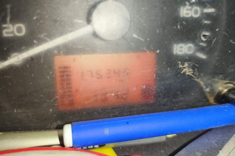 Used Wuling Rongguang 2019 1.5L Extended-Body Van Base Model with 5 Seats Odometer Close Up