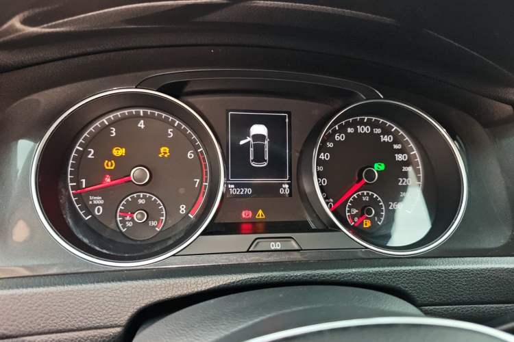 Used Volkswagen Golf 2018 230TSI Automatic Comfort Model Instrument Cluster