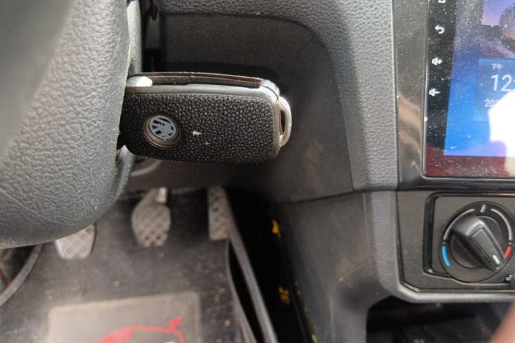 Used Volkswagen Santana 2019 1.5L Manual Fashion Edition China VI Standard Vehicle Key