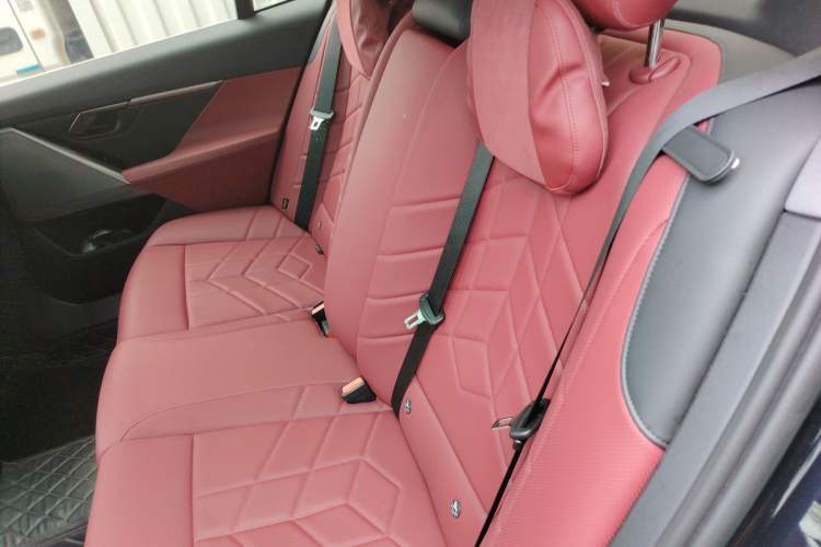 Used BMW 5 Series 2026 525Li M Sport Package Left Rear Seat