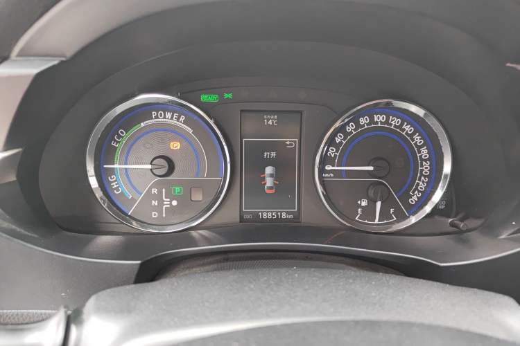 Used Toyota Levin 2016 Dual-Engine 1.8H GS E-CVT Elite Model with Sunroof