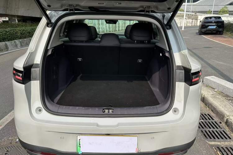 Used Leapmotor B10 2025 510 Joyful Edition Trunk