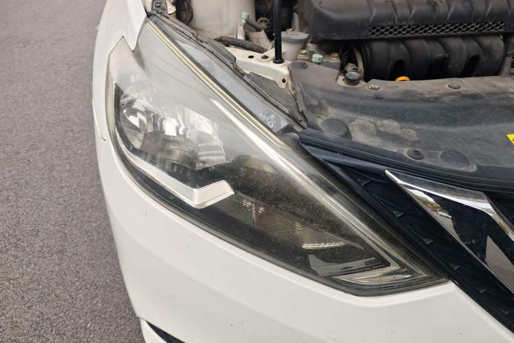 Used Nissan Sylphy 2016 1.6 XL CVT Luxury Edition Right Front Headlight