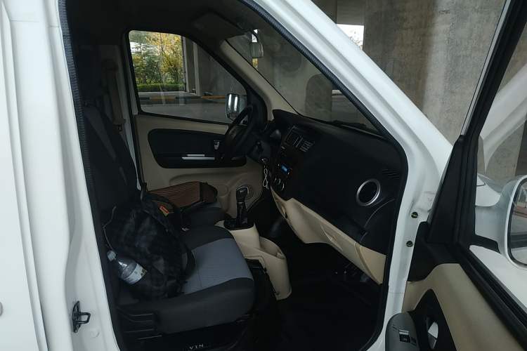 Used Chana Ruixing EM80 2021 Flat-Top Back-Hinged Door 2-Seater 41.86 kWh