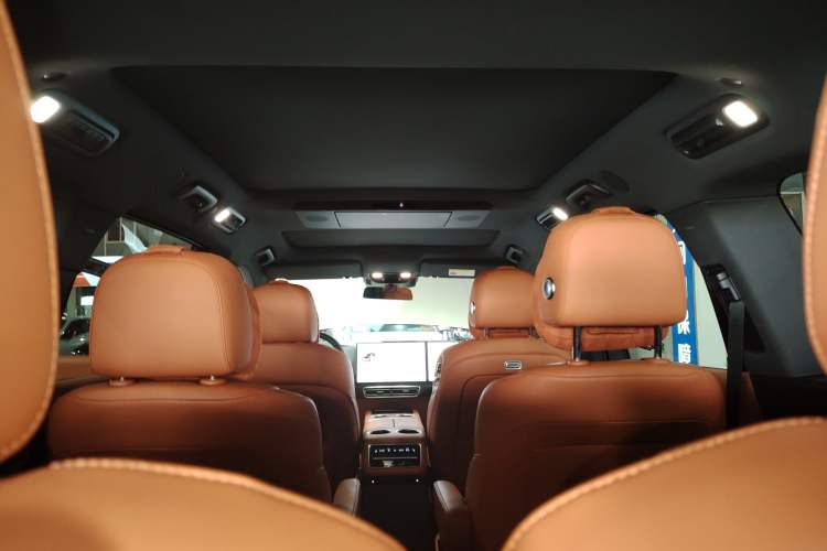 Used Li Auto L9 2022 Max model
