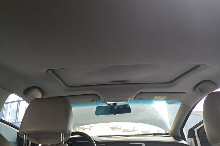 Used Buick GT 2018 15T Dual-Clutch Elite Model China V Standard Headliner