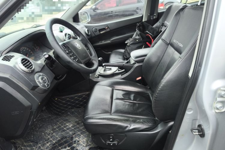 Used SsangYong Actyon 2011 2.0T Two-Wheel-Drive Luxury Diesel Edition Left Front Seat