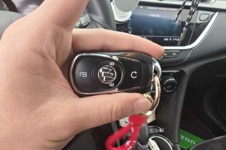 Used Buick Encore GX 2020 20T CVT Two-Wheel Drive Luxury Version Vehicle Key